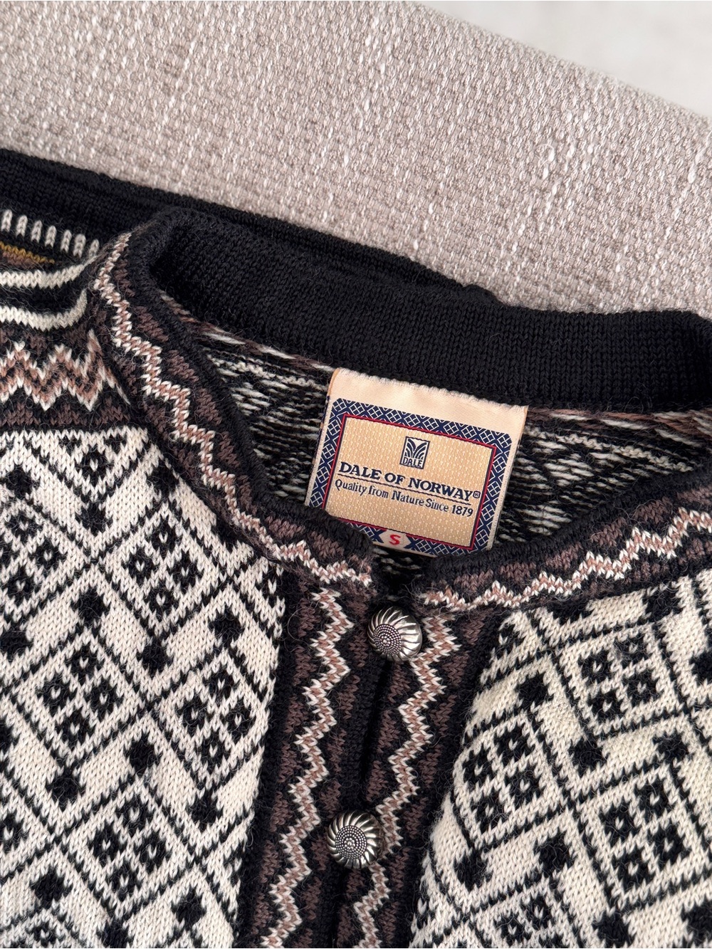 Vintage Dale of Norway Black, White & Brown Geometric Knit Cardigan size small - Picture 6 of 9